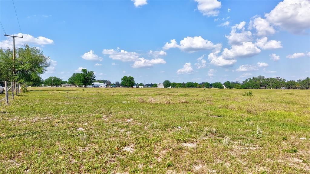 For Sale: $19,900,000 (63.90 acres)