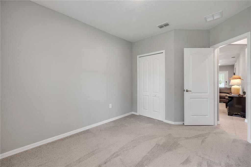 For Sale: $445,000 (4 beds, 2 baths, 1876 Square Feet)