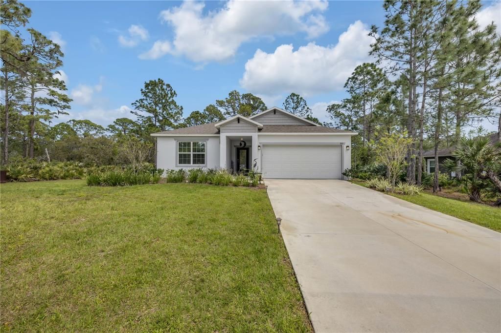 For Sale: $445,000 (4 beds, 2 baths, 1876 Square Feet)