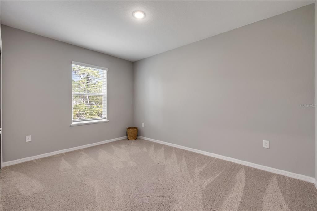 For Sale: $445,000 (4 beds, 2 baths, 1876 Square Feet)