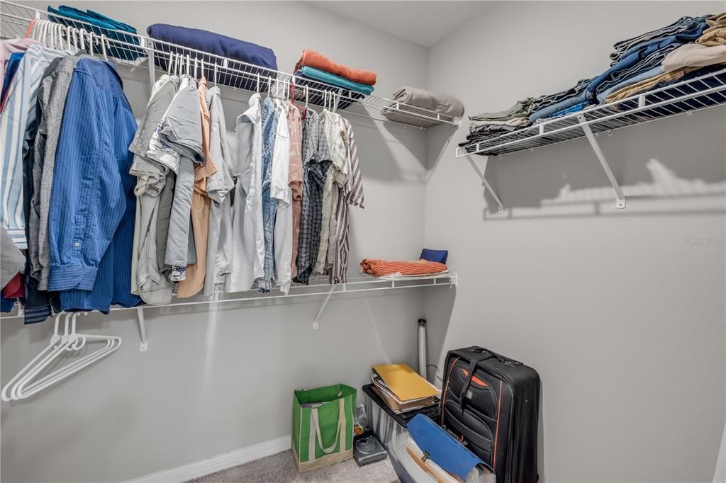 For Sale: $445,000 (4 beds, 2 baths, 1876 Square Feet)