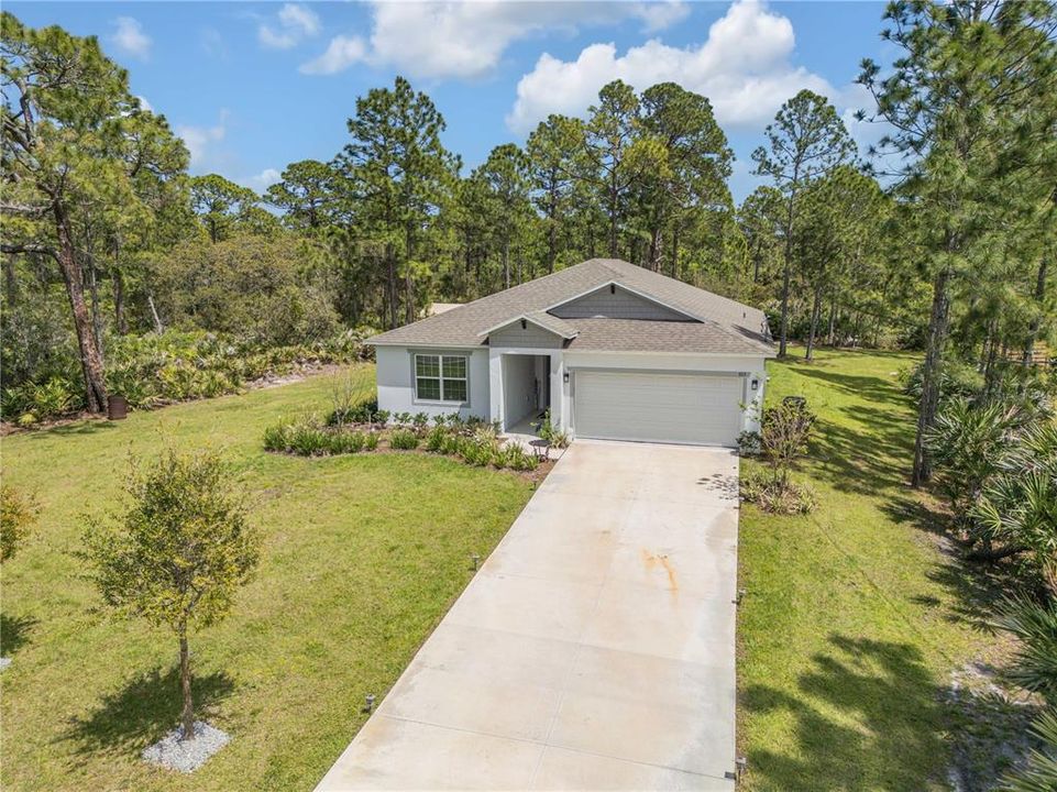 For Sale: $445,000 (4 beds, 2 baths, 1876 Square Feet)