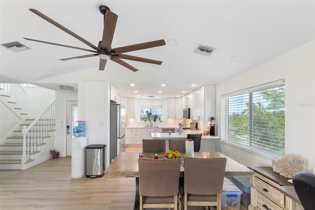 En Venta: $2,299,000 (3 camas, 2 baños, 1850 Pies cuadrados)