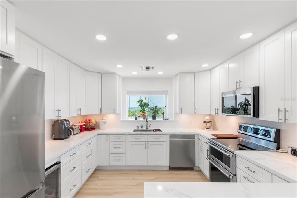 En Venta: $2,299,000 (3 camas, 2 baños, 1850 Pies cuadrados)