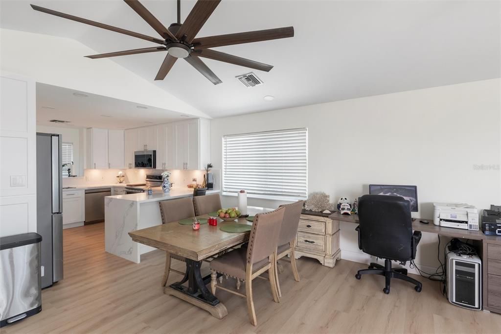 En Venta: $2,299,000 (3 camas, 2 baños, 1850 Pies cuadrados)