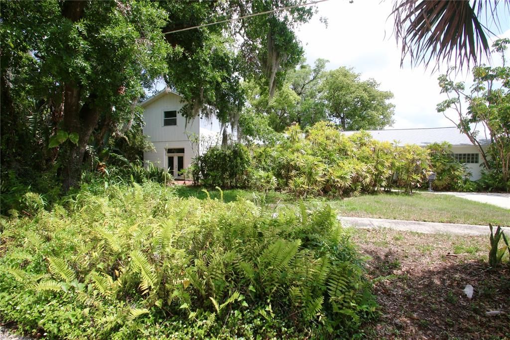 For Sale: $650,000 (3 beds, 4 baths, 2506 Square Feet)