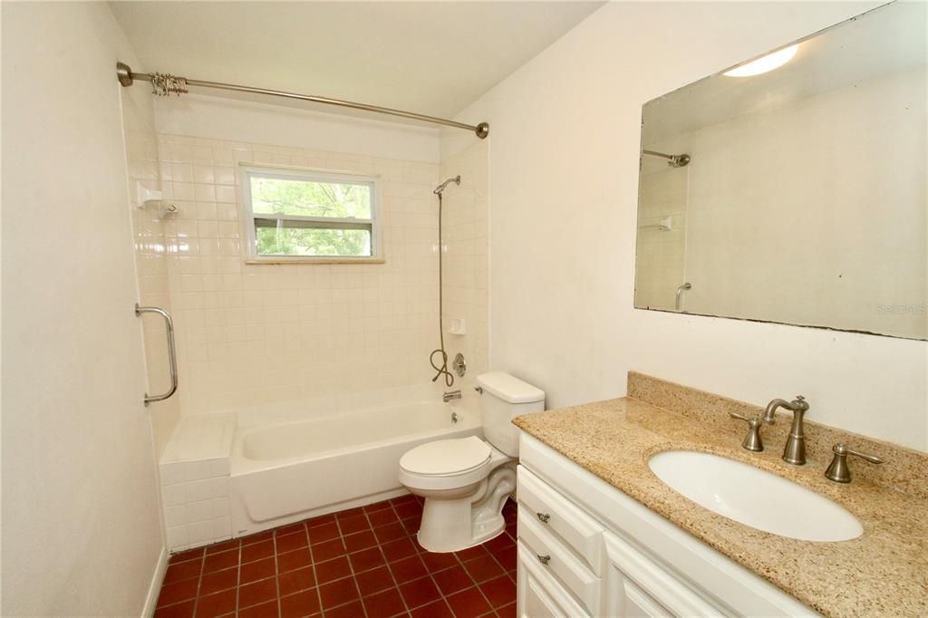 For Sale: $650,000 (3 beds, 4 baths, 2506 Square Feet)