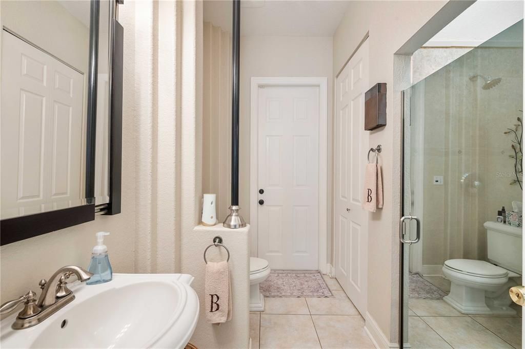 En Venta: $1,395,000 (4 camas, 3 baños, 3769 Pies cuadrados)