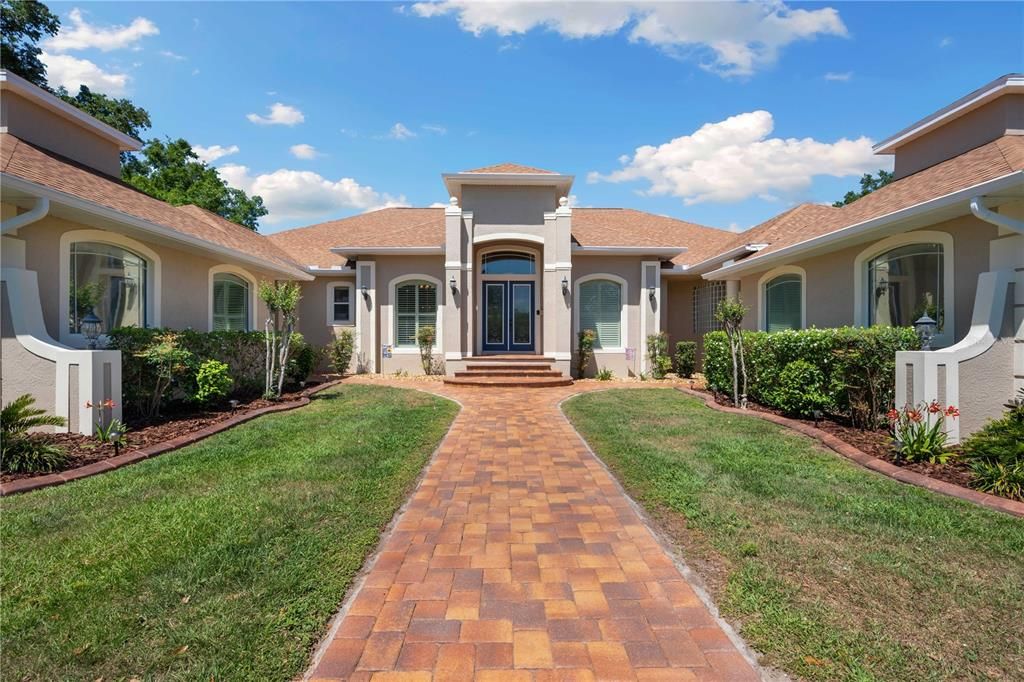 En Venta: $1,395,000 (4 camas, 3 baños, 3769 Pies cuadrados)