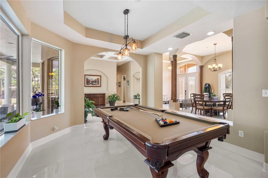 En Venta: $1,395,000 (4 camas, 3 baños, 3769 Pies cuadrados)