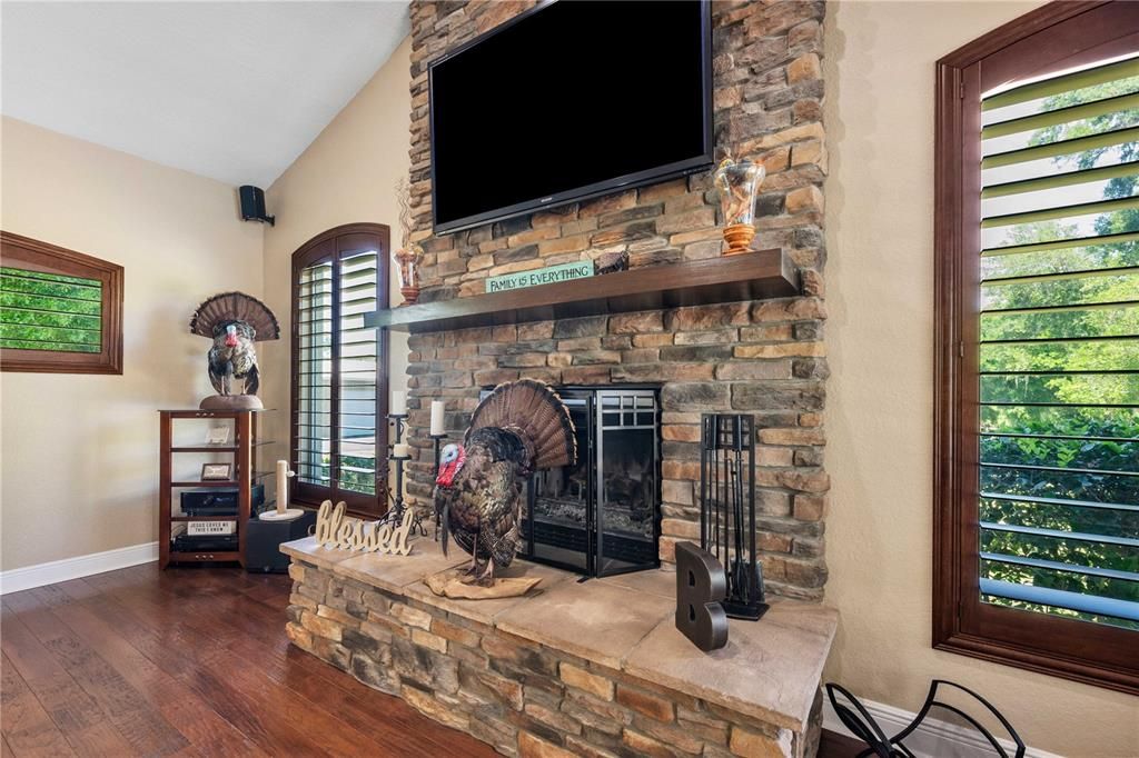 En Venta: $1,395,000 (4 camas, 3 baños, 3769 Pies cuadrados)