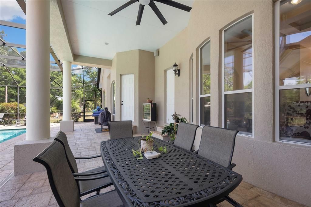 En Venta: $1,395,000 (4 camas, 3 baños, 3769 Pies cuadrados)