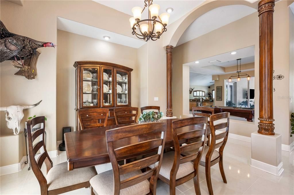 En Venta: $1,395,000 (4 camas, 3 baños, 3769 Pies cuadrados)