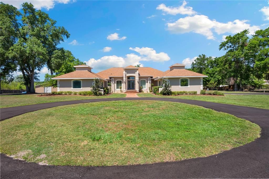 En Venta: $1,395,000 (4 camas, 3 baños, 3769 Pies cuadrados)