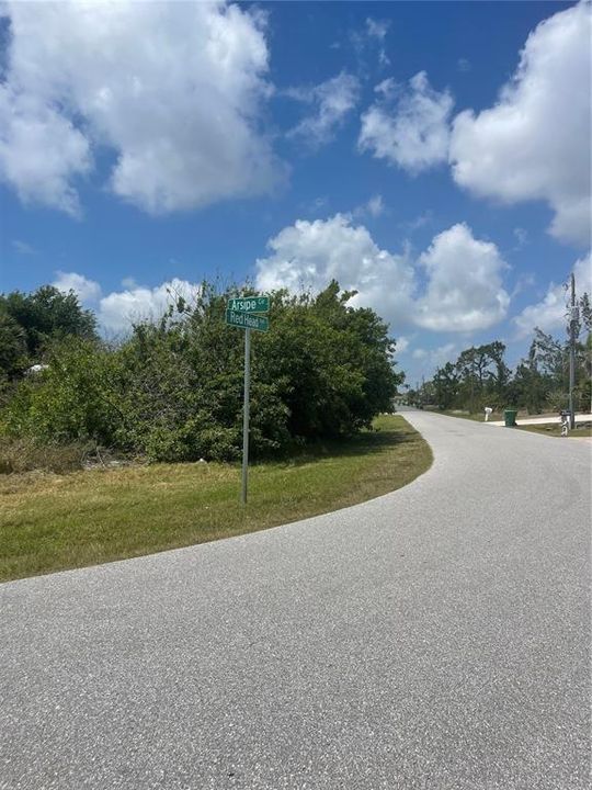 For Sale: $34,900 (0.27 acres)