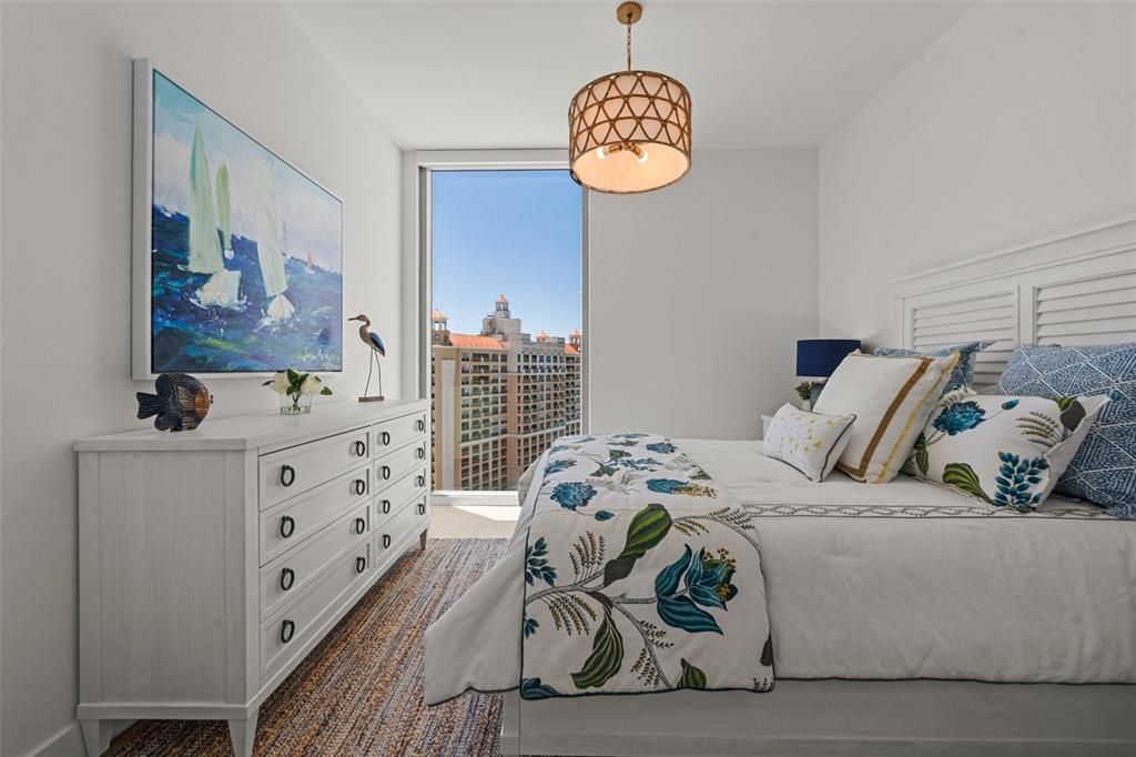 For Sale: $2,099,000 (2 beds, 3 baths, 2185 Square Feet)