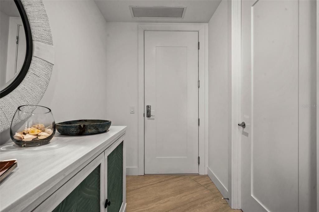 For Sale: $2,099,000 (2 beds, 3 baths, 2185 Square Feet)