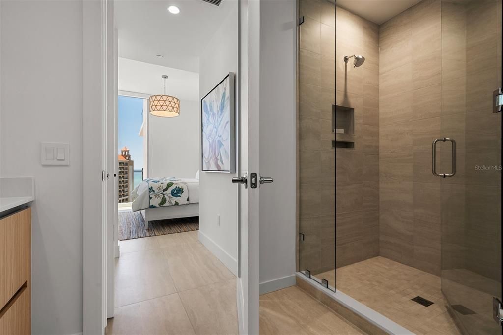 For Sale: $2,099,000 (2 beds, 3 baths, 2185 Square Feet)