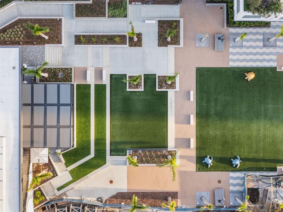 For Sale: $2,099,000 (2 beds, 3 baths, 2185 Square Feet)