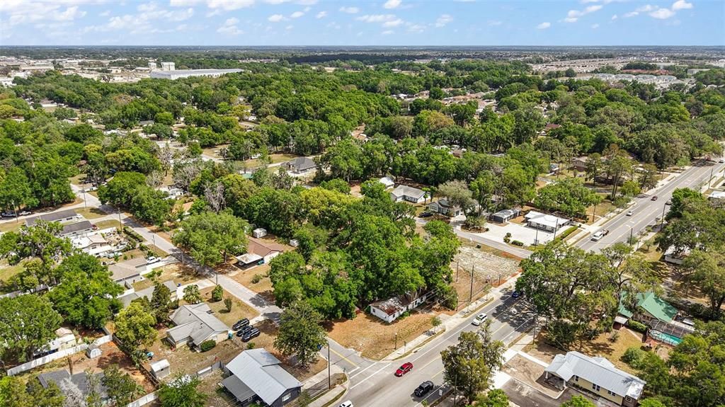 Activo con contrato: $225,000 (0 camas, 0 baños, 1608 Pies cuadrados)