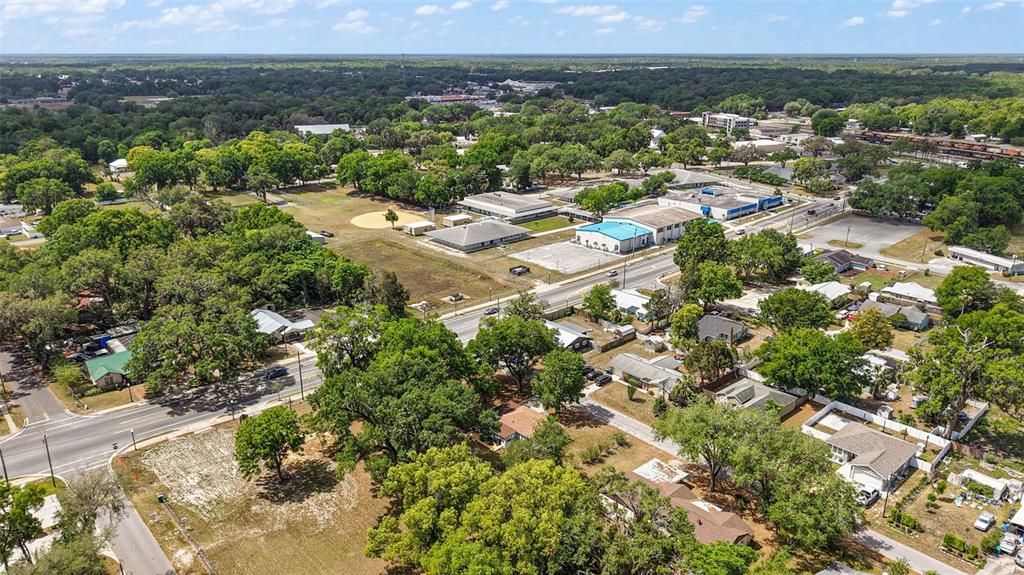 Activo con contrato: $225,000 (0 camas, 0 baños, 1608 Pies cuadrados)