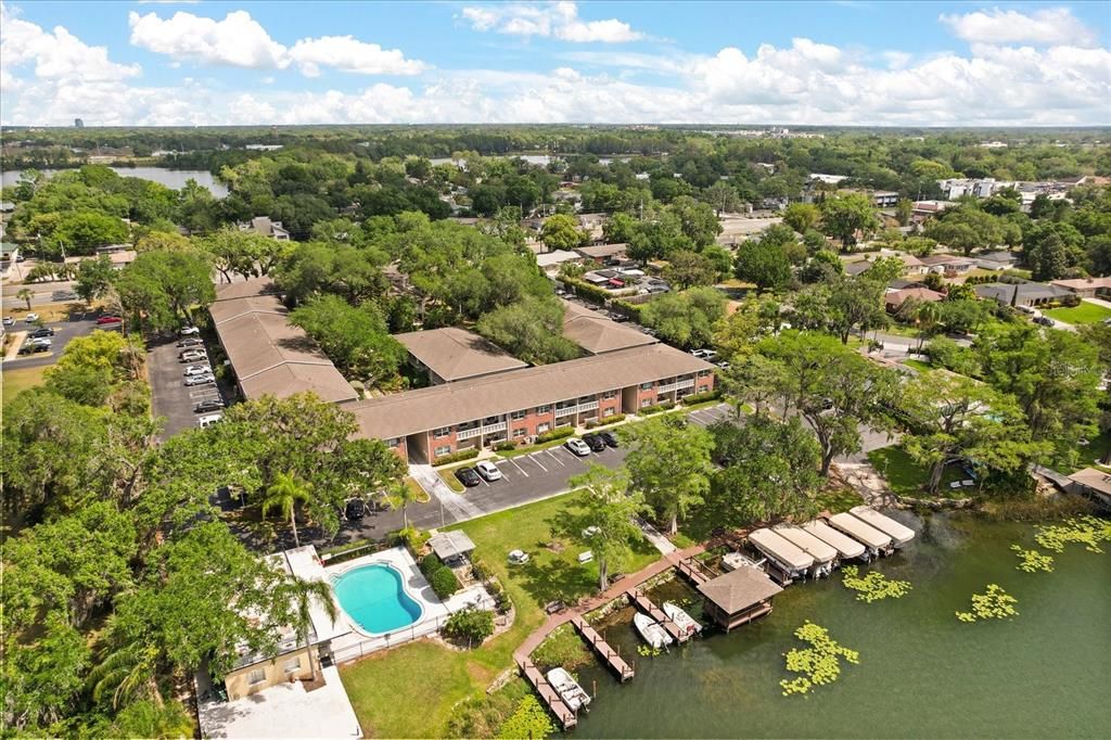 待售: $195,000 (2 贝兹, 2 浴室, 956 平方英尺)