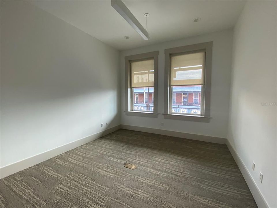 На продажу: $25,200 (0 спален, 0 ванн, 6132 Квадратных фут)