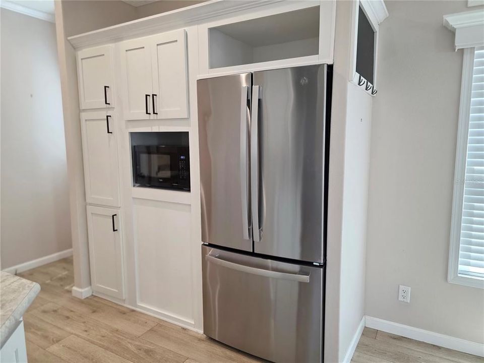 待售: $345,000 (1 贝兹, 1 浴室, 515 平方英尺)