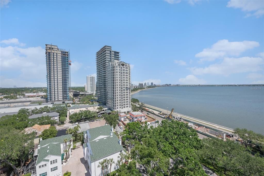 Recently Rented: $6,300 (3 beds, 3 baths, 1996 Square Feet)