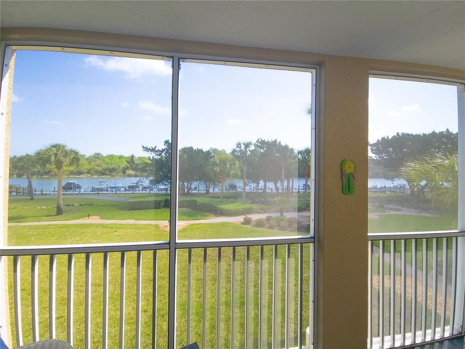 For Sale: $480,000 (3 beds, 2 baths, 1712 Square Feet)