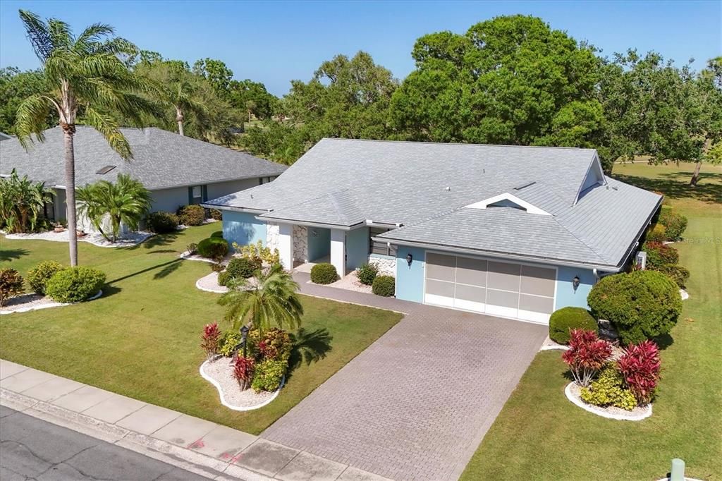 Недавно продано: $439,000 (3 спален, 2 ванн, 2598 Квадратных фут)