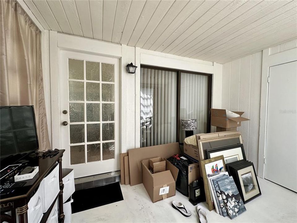 На продажу: $127,000 (2 спален, 2 ванн, 864 Квадратных фут)