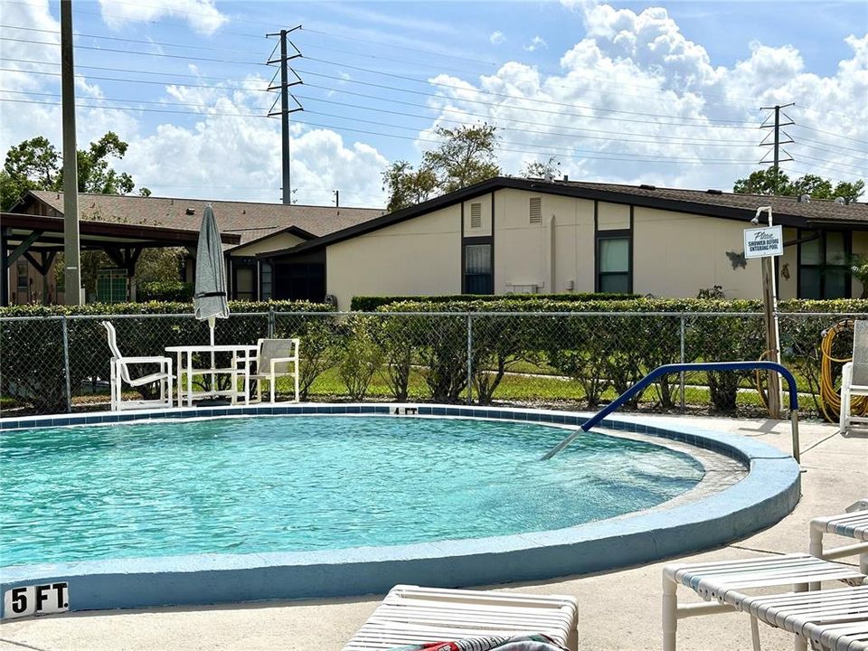 На продажу: $127,000 (2 спален, 2 ванн, 864 Квадратных фут)