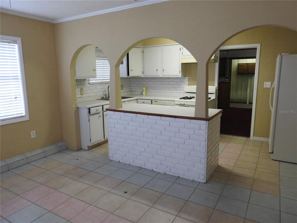 На продажу: $597,900 (0 спален, 0 ванн, 2330 Квадратных фут)