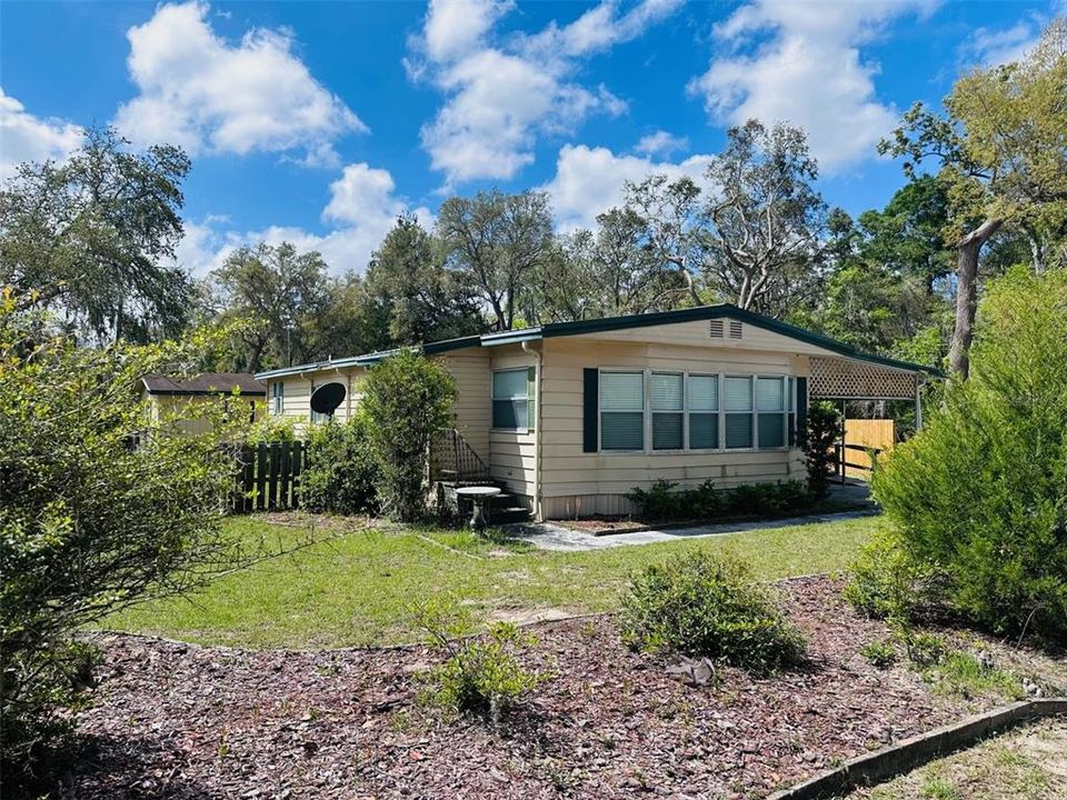 Недавно продано: $125,000 (2 спален, 2 ванн, 1344 Квадратных фут)