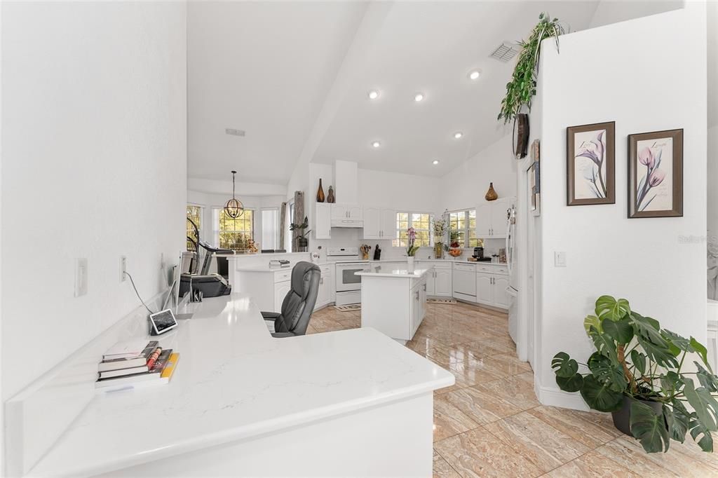 待售: $679,000 (3 贝兹, 3 浴室, 2637 平方英尺)