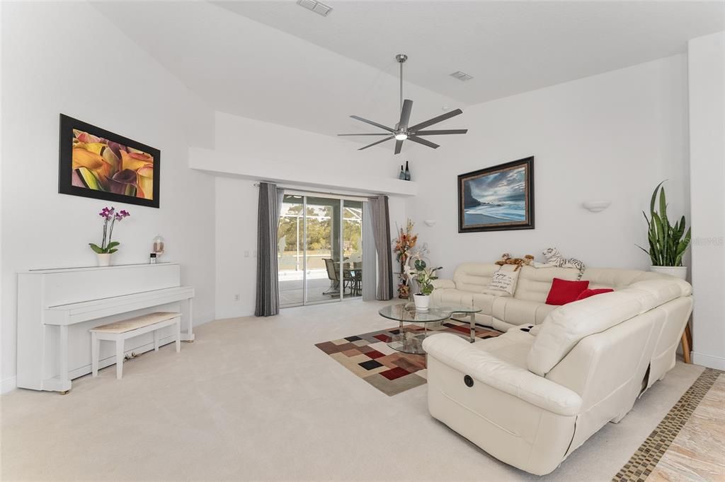 待售: $679,000 (3 贝兹, 3 浴室, 2637 平方英尺)