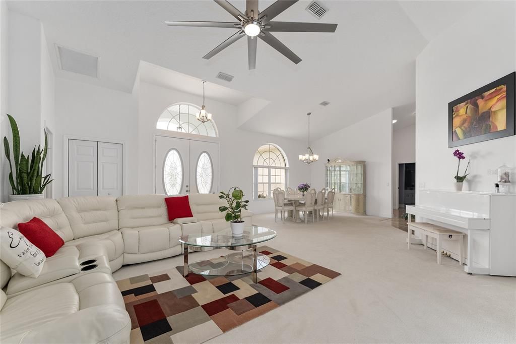 待售: $679,000 (3 贝兹, 3 浴室, 2637 平方英尺)