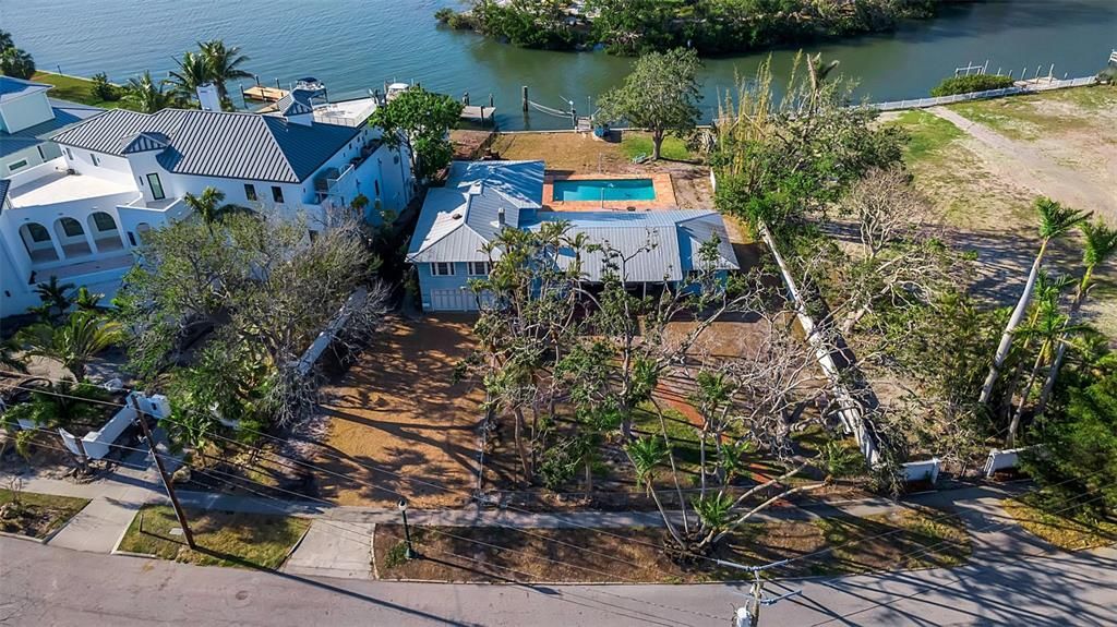 For Sale: $5,495,000 (4 beds, 3 baths, 3783 Square Feet)