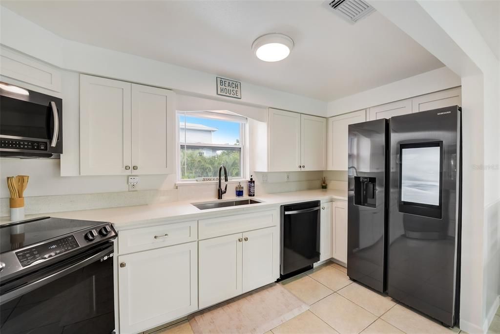 Activo con contrato: $835,000 (2 camas, 1 baños, 976 Pies cuadrados)