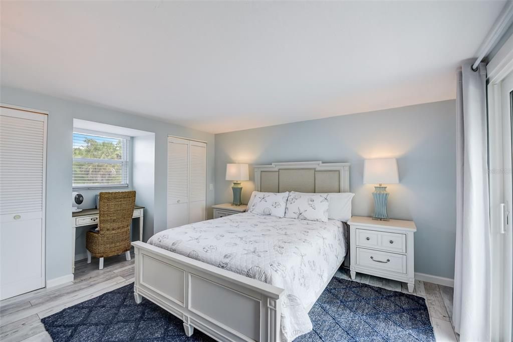 Activo con contrato: $835,000 (2 camas, 1 baños, 976 Pies cuadrados)