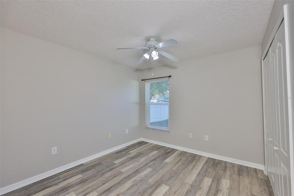 For Sale: $350,000 (4 beds, 3 baths, 1808 Square Feet)