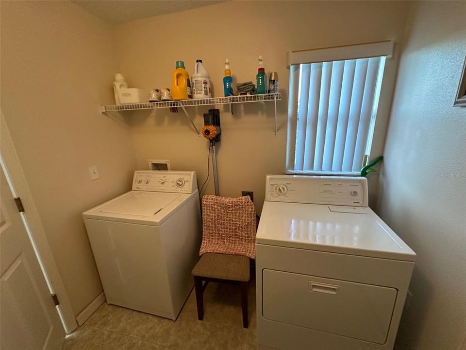 For Rent: $2,100 (3 beds, 2 baths, 2071 Square Feet)