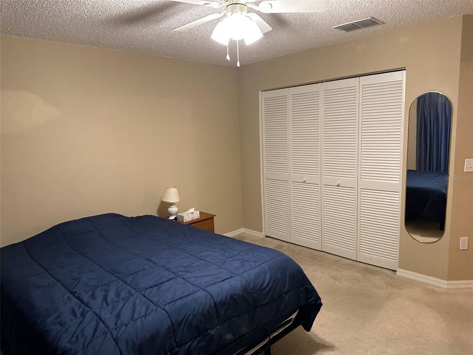 For Rent: $2,100 (3 beds, 2 baths, 2071 Square Feet)