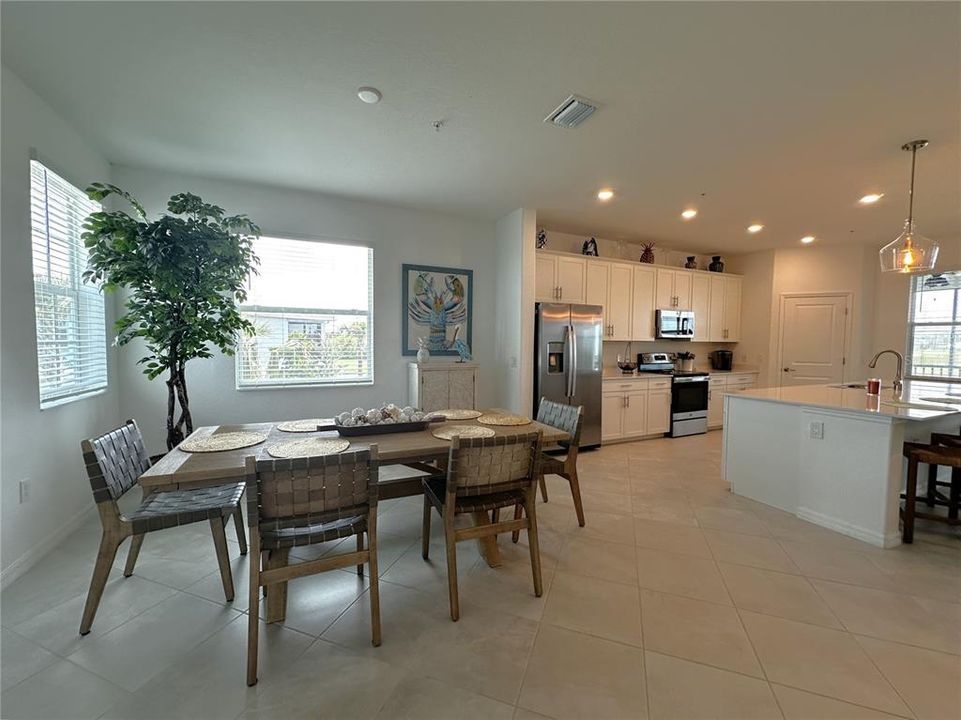 For Rent: $3,000 (3 beds, 2 baths, 2110 Square Feet)