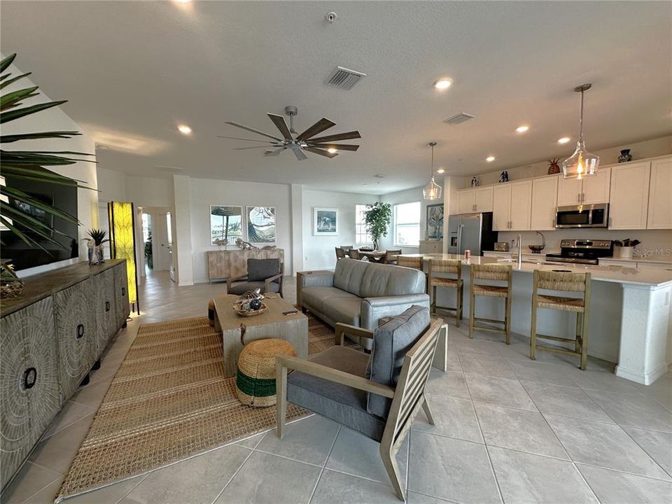 For Rent: $3,000 (3 beds, 2 baths, 2110 Square Feet)