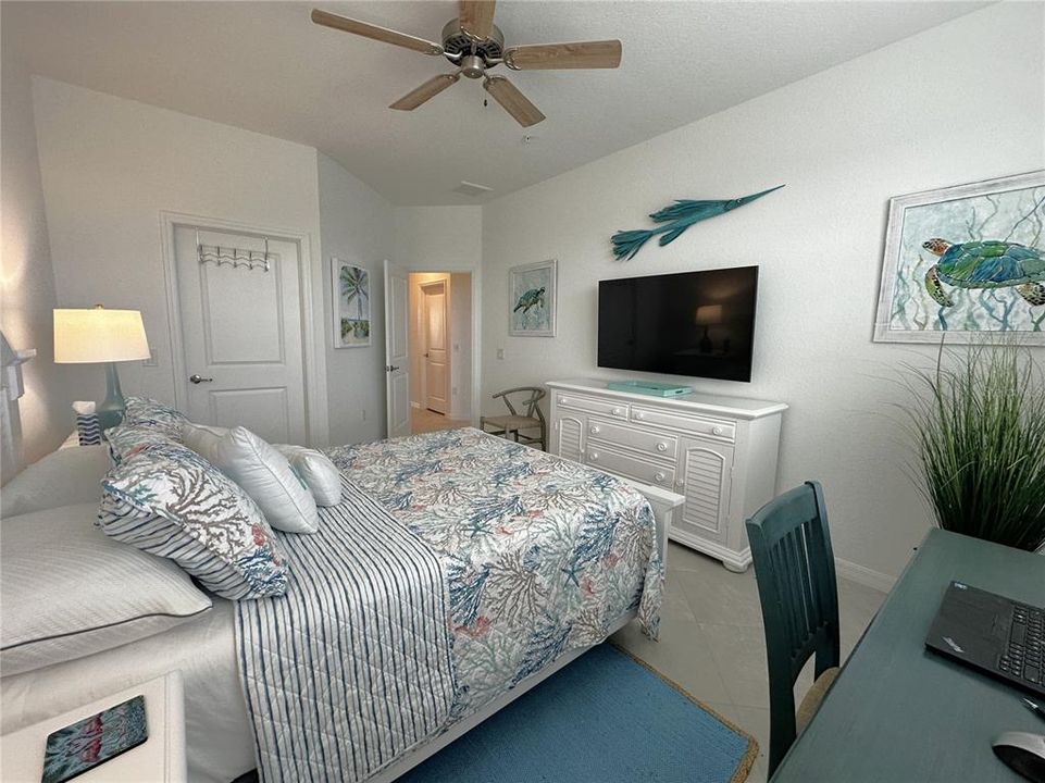 For Rent: $3,000 (3 beds, 2 baths, 2110 Square Feet)