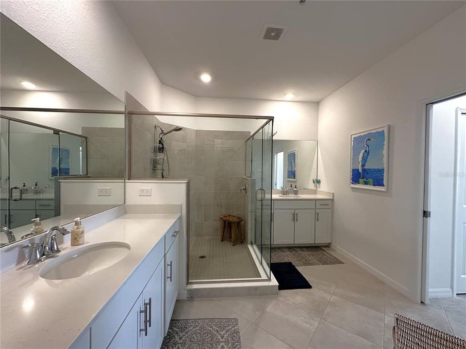 For Rent: $3,000 (3 beds, 2 baths, 2110 Square Feet)