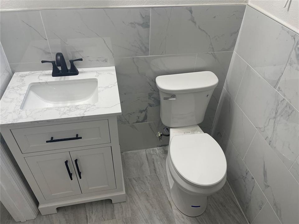 Под контрактом: $2,500 (3 спален, 2 ванн, 1164 Квадратных фут)