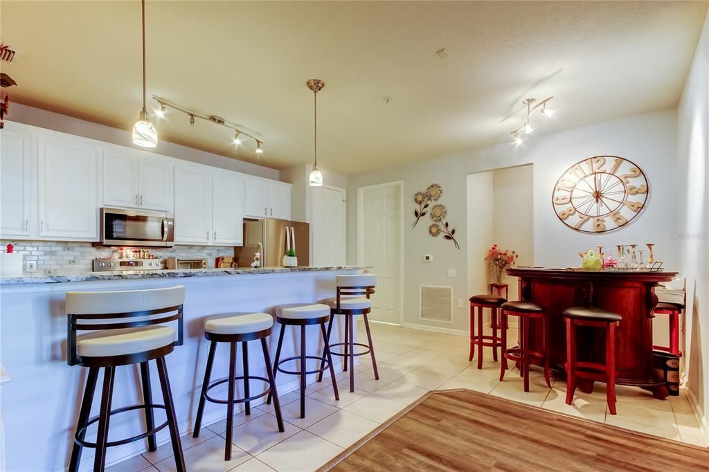 For Sale: $409,000 (2 beds, 2 baths, 1730 Square Feet)